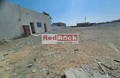 أرض - استوديو للايجار في الصجعة الصناعية - آلصجعه - الشارقة