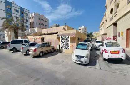 عمارة بالكامل - استوديو - 8 حمامات للبيع في النعيمية - عجمان