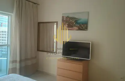 Apartment - 1 Bedroom - 2 Bathrooms for rent in Axis Residence 2 - Axis Residence - Dubai Silicon Oasis - Dubai