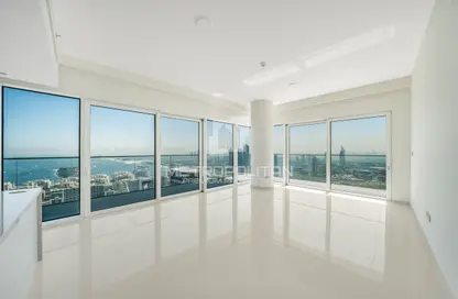 Apartment - 3 Bedrooms - 3 Bathrooms for sale in Grand Bleu Tower 1 - EMAAR Beachfront - Dubai Harbour - Dubai