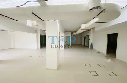 متجر - استوديو - 1 حمام للايجار في حي القلعة - الجهلي - العين