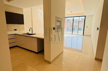 Apartment - 2 Bedrooms - 2 Bathrooms for rent in Al Manal La Rose - District 12 - Jumeirah Village Circle - Dubai