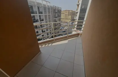 Apartment - 1 Bedroom - 2 Bathrooms for rent in Muwaileh 29 Building - Muwaileh - Sharjah