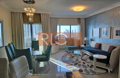 Living Room image for: Apartment - 3 Bedrooms - 3 Bathrooms for sale in The Signature - Burj Khalifa Area - Downtown Dubai - Dubai, Image 1