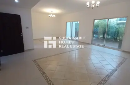 Villa - 3 Bedrooms - 4 Bathrooms for rent in Seashore - Rabdan - Abu Dhabi