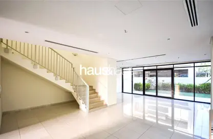 تاون هاوس - 3 غرف نوم - 5 حمامات للايجار في كوينز ميدو - داماك هيلز - دبي