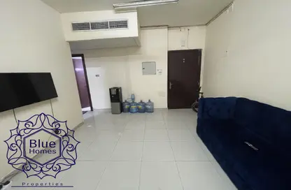 شقة - غرفة نوم - 1 حمام للايجار في سرور 511 - مويلح - الشارقة