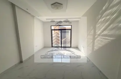 شقة - غرفة نوم - 2 حمامات للايجار في 2 المويهات - المويهات - عجمان