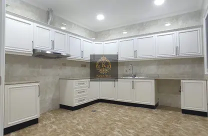 شقة - 3 غرف نوم - 3 حمامات للايجار في مدينة محمد بن زايد - أبوظبي