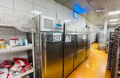 Warehouse - Studio - 6 Bathrooms for rent in Al Quoz Industrial Area 4 - Al Quoz Industrial Area - Al Quoz - Dubai