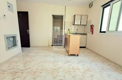 Apartment - Studio - 1 Bathroom for rent in Fire Station Road - Muwaileh - Sharjah