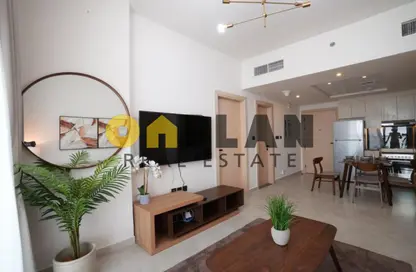 Apartment - 2 Bedrooms - 2 Bathrooms for rent in Binghatti Avenue - Al Jaddaf - Dubai