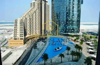 صورة لـ حوض سباحة شقة - 2 غرف نوم - 3 حمامات للايجار في برج سكاي - شمس أبوظبي - جزيرة الريم - أبوظبي ، صورة رقم 1