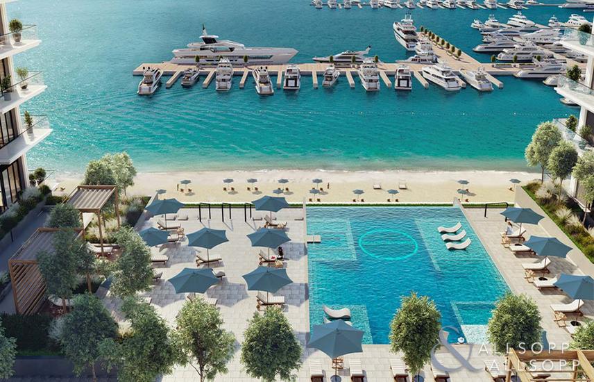 Apartment for Sale in Beach Mansion Resale 3Bed + Maid Marina