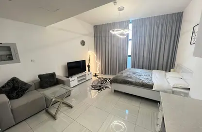 Apartment - Studio - 1 Bathroom for rent in O2 Tower - Jumeirah Village Circle - Dubai