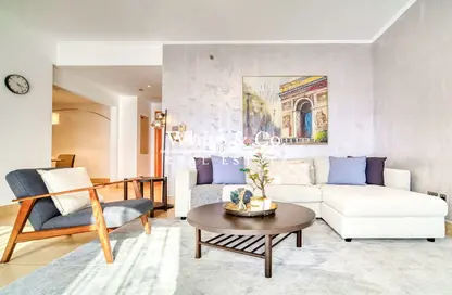 Apartment - 2 Bedrooms - 3 Bathrooms for sale in Kamoon 4 - Kamoon - Old Town - Dubai