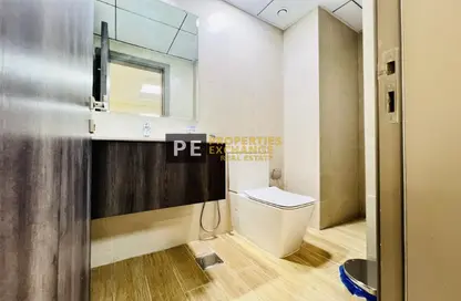 Apartment - Studio - 1 Bathroom for rent in Rukan Tower B - Rukan Tower - Dubai Land - Dubai