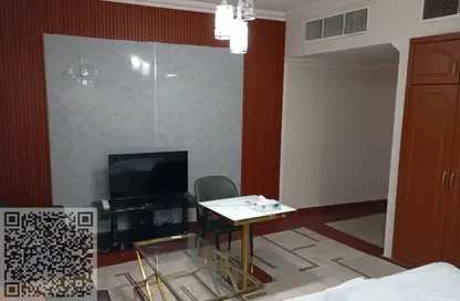 شقة - 1 حمام للايجار في مساكن كورنيش عجمان - طريق كورنيش عجمان - عجمان