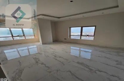 Apartment - 2 Bedrooms - 2 Bathrooms for rent in Al Rumailah building - Al Rumailah 2 - Al Rumaila - Ajman