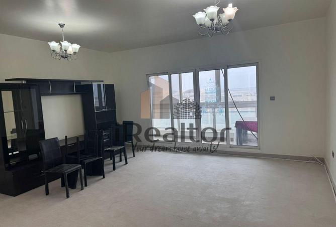 15121706 - Property Image 2