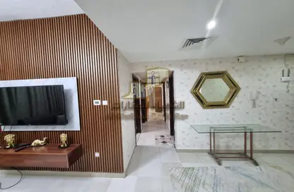 Living Room image for: Apartment - 2 Bedrooms - 2 Bathrooms for sale in Al Hamidiya 1 - Al Hamidiya - Ajman, Image 1