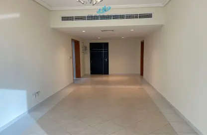 صورة لـ ردهة-ممر شقة - 2 غرف نوم - 2 حمامات للايجار في برج توينتي فرست سينشري - شارع الشيخ زايد - دبي ، صورة رقم 1