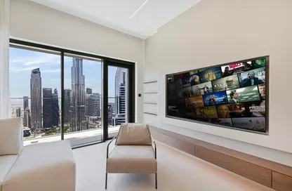 Apartment - 2 Bedrooms - 2 Bathrooms for rent in Burj Royale - Downtown Dubai - Dubai