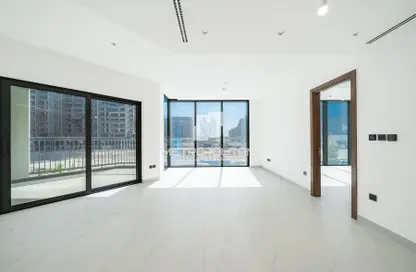 Apartment - 3 Bedrooms - 5 Bathrooms for sale in The Crest - Sobha Hartland - Mohammed Bin Rashid City - Dubai