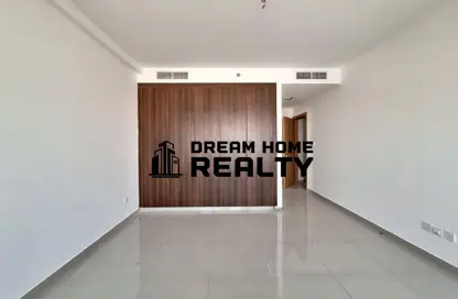 Apartment - 2 Bedrooms - 4 Bathrooms for rent in Al Khan - Sharjah