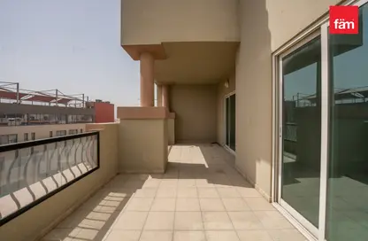 شقة - 2 غرف نوم - 3 حمامات للايجار في المنصة الإمبراطورية للإقامة - أمبريال ريزيدنس - مثلث قرية الجميرا - دبي