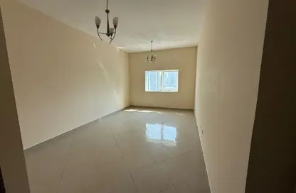 شقة - غرفة نوم - 2 حمامات للايجار في برج النخلة 1 - أبراج النخلة - المجاز - الشارقة شقة - غرفة نوم - 2 حمامات للايجار في برج النخلة 1 - أبراج النخلة - المجاز - الشارقة