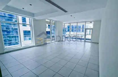 شقة - غرفة نوم - 2 حمامات للايجار في باي سكوير مبني رقم 9 - باي سكوير - الخليج التجاري - دبي