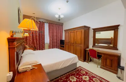 Apartment - Studio - 1 Bathroom for rent in Hamdan Street - Abu Dhabi