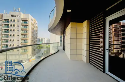 شقة - 3 غرف نوم - 4 حمامات للايجار في P2520 - شاطئ الراحة - أبوظبي