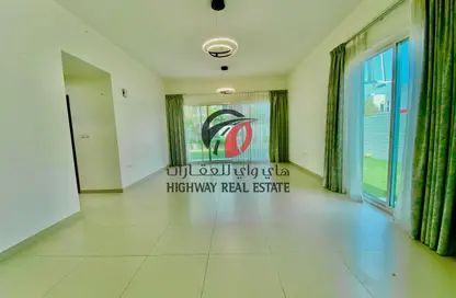 Villa - 3 Bedrooms - 4 Bathrooms for rent in Arabella Townhouses 2 - Arabella Townhouses - Mudon - Dubai