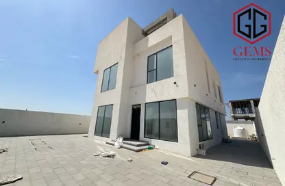 Villa - 4 Bedrooms - 5 Bathrooms for rent in Wadi Al Amardi - Dubai