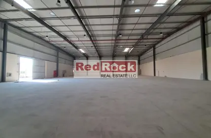 Warehouse - Studio - 2 Bathrooms for rent in Al Sajaa Industrial - Al Sajaa - Sharjah