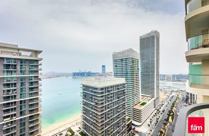Apartment - 1 Bedroom - 1 Bathroom for rent in Marina Vista - EMAAR Beachfront - Dubai Harbour - Dubai