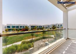 صورةشرفة لـ: فيلا - 4 غرف نوم - 4 حمامات للبيع في دريمز - الفرجان - دبي, صورة 1