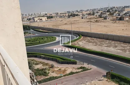 Apartment - 1 Bedroom - 1 Bathroom for rent in Mazaya 1 - Queue Point - Dubai Land - Dubai