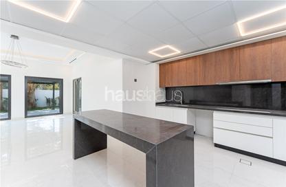 Villa - 6 Bedrooms - 6 Bathrooms for sale in Meadows 1 - Meadows - Dubai