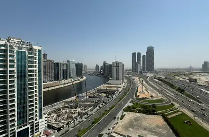 Apartment - 1 Bedroom - 2 Bathrooms for rent in Bayz by Danube - Business Bay - Dubai