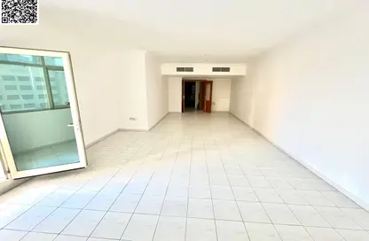 Apartment - 3 Bedrooms - 4 Bathrooms for rent in Al Rashidiya Towers - Al Rashidiya - Ajman Downtown - Ajman