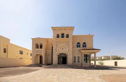 Villa - 7 Bedrooms for rent in Um Ghaffa - Al Ain