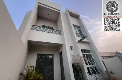 فيلا - 5 غرف نوم - 7 حمامات للبيع في 2 المويهات - المويهات - عجمان