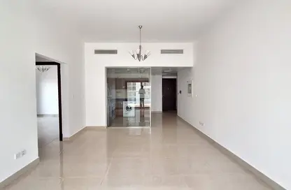 Apartment - 2 Bedrooms - 2 Bathrooms for rent in Al Abeir Tower - Jumeirah Village Circle - Dubai