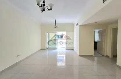 Apartment - 1 Bedroom - 2 Bathrooms for rent in Muwaileh Commercial - Sharjah