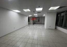 صورةغرفة فارغة لـ: مكتب - 2 حمامات للكراء في منطقة النادي السياحي - أبوظبي, صورة 1