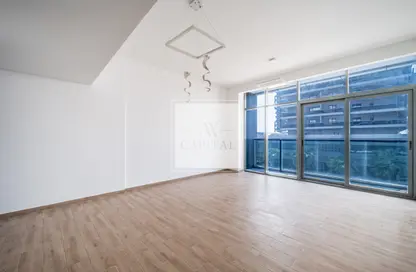 Apartment - 2 Bedrooms - 3 Bathrooms for rent in V2 - Dubai Sports City - Dubai