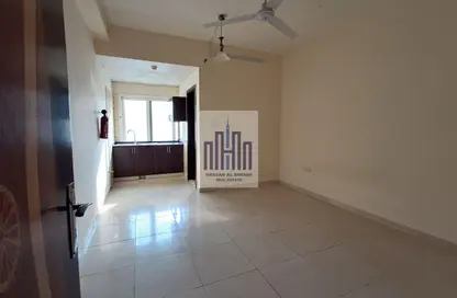 Apartment - Studio - 1 Bathroom for rent in Fire Station Road - Muwaileh - Sharjah